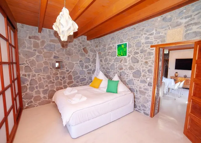 La Molina Nk Villa *