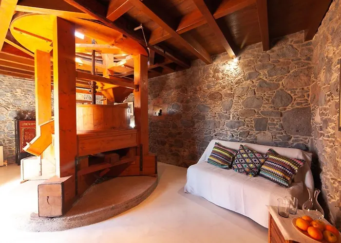 La Molina Nk تيندايا